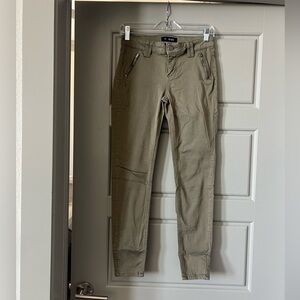 Army green stylish skinny jeans
